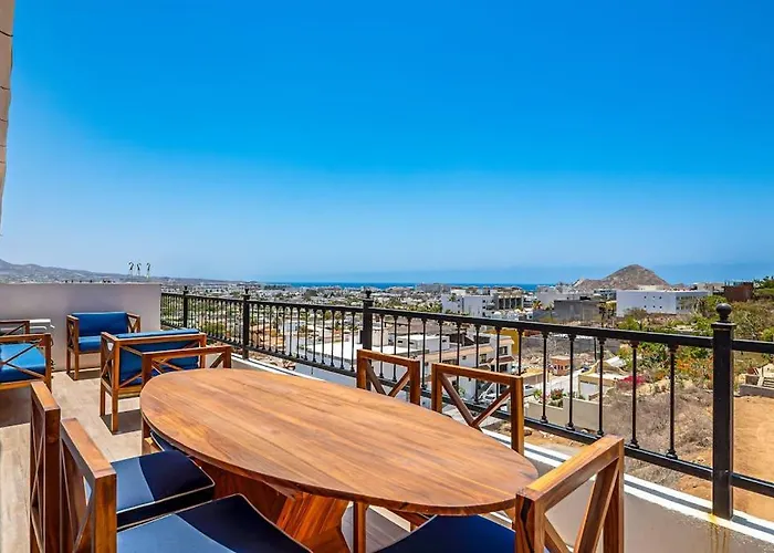 Morgan Residences 607 @ Boutique With Pool, Gym &